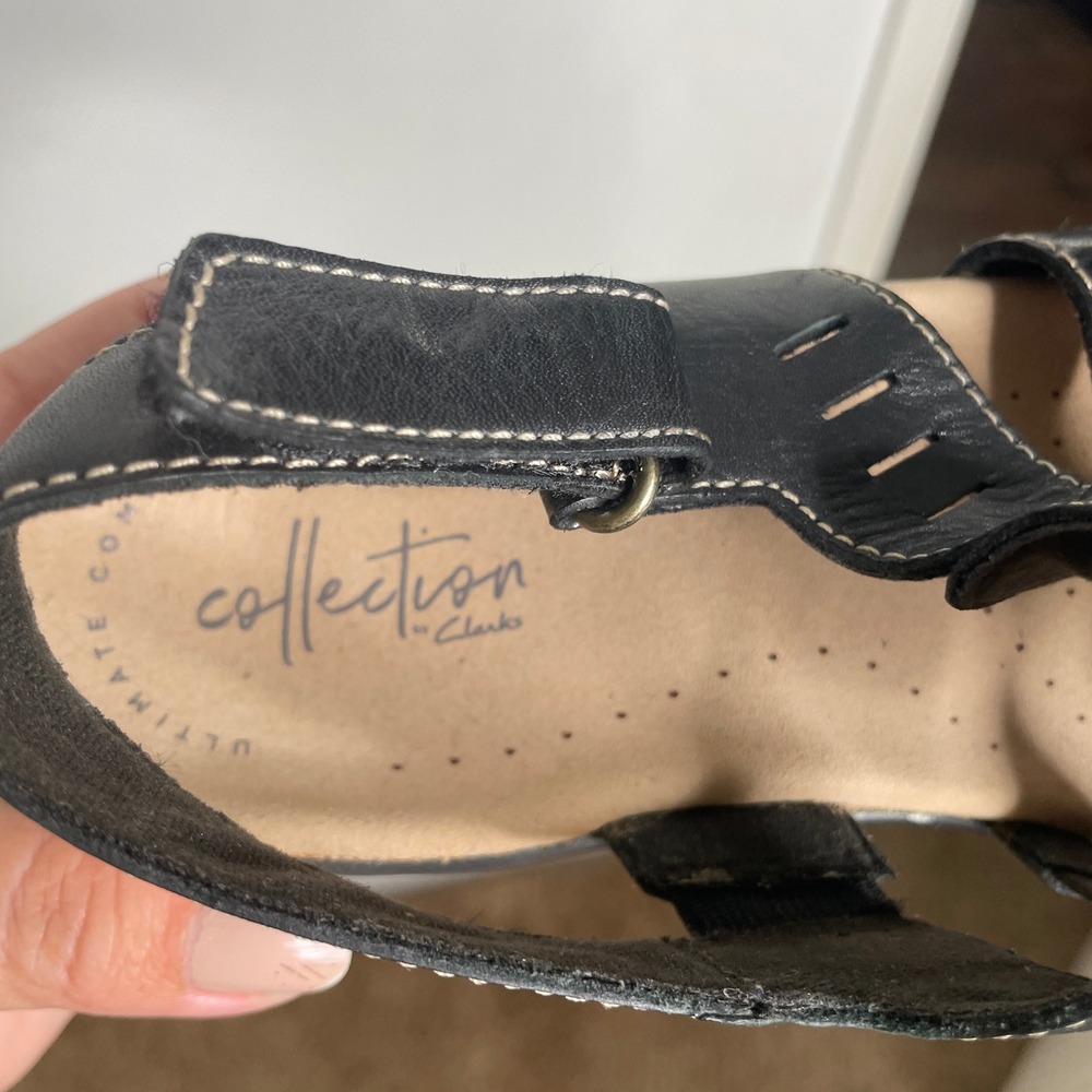 Clarks Collection Ultimate Comfort Black Leather Strappy Wedge Sandals 7 M - Picture 3 of 7